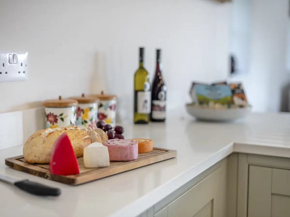 Cheeseboard and wine - Barnyard in Chetnole, near Sherborne